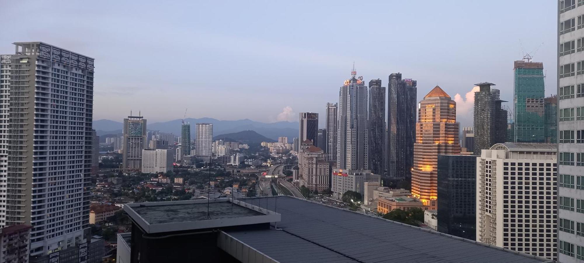 Estelar Apartments At Mercu Summer Klcc Куала-Лумпур Экстерьер фото